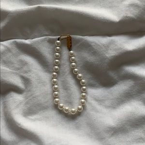 Pearl bracelet